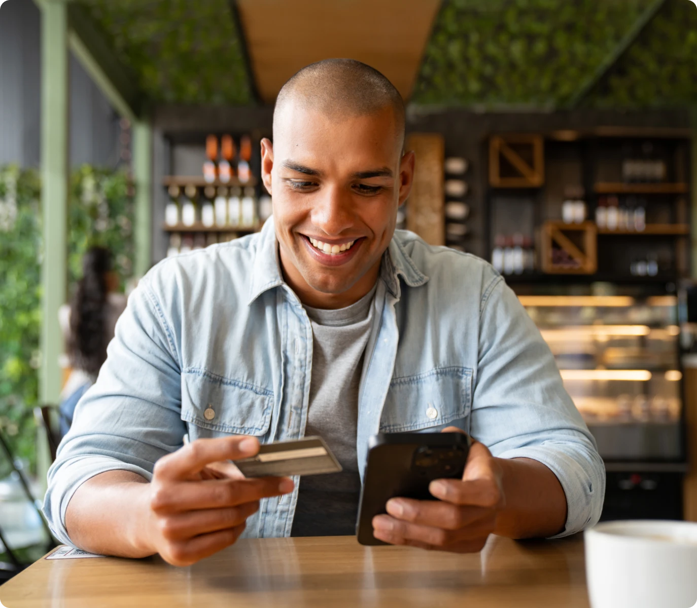 Man shopping online with smartphone